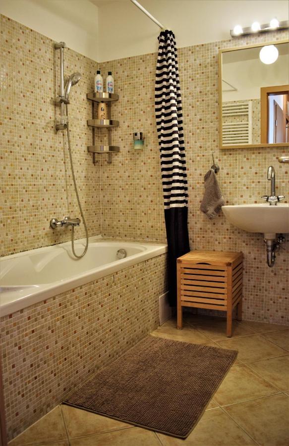 Cosy Apartment In Budapest Downtown With Free Garage Parking 외부 사진