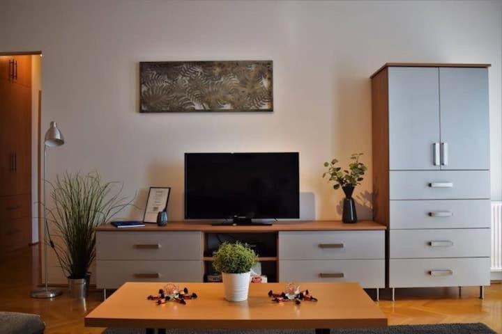 Cosy Apartment In Budapest Downtown With Free Garage Parking 외부 사진
